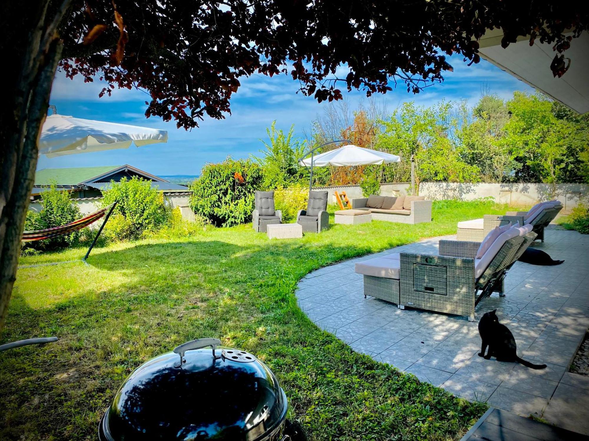 Dharma Horse Shelter Bungalows & Farmping 希欧福克 外观 照片